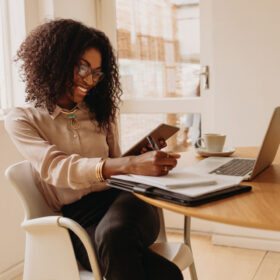 Easiest Ways To Make Money Online Using eBay Dropshipping